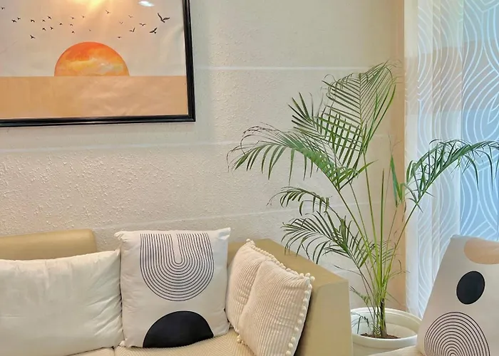 Cozykeyz 2bhk With Balconies Near Swayambhu * Kathmandu