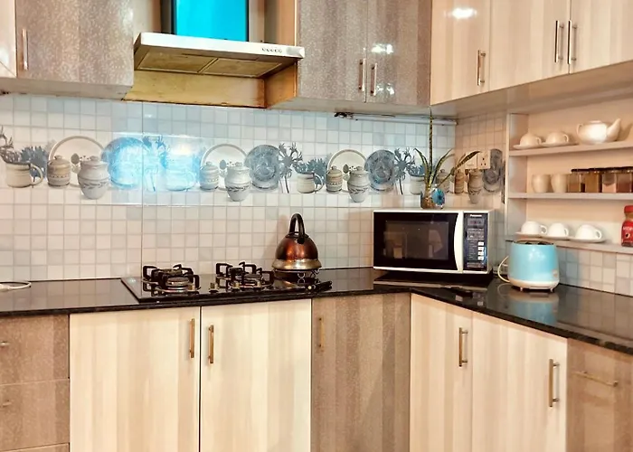 Cozykeyz 2bhk With Balconies Near Swayambhu