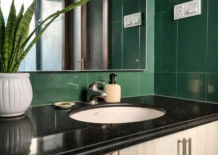 Cozykeyz 2bhk With Balconies Near Swayambhu Appartement