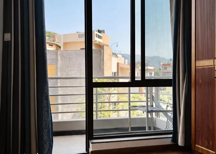 Cozykeyz 2bhk With Balconies Near Swayambhu Appartement *