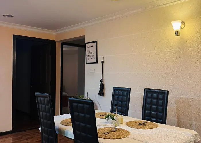Appartement Cozykeyz 2bhk With Balconies Near Swayambhu *